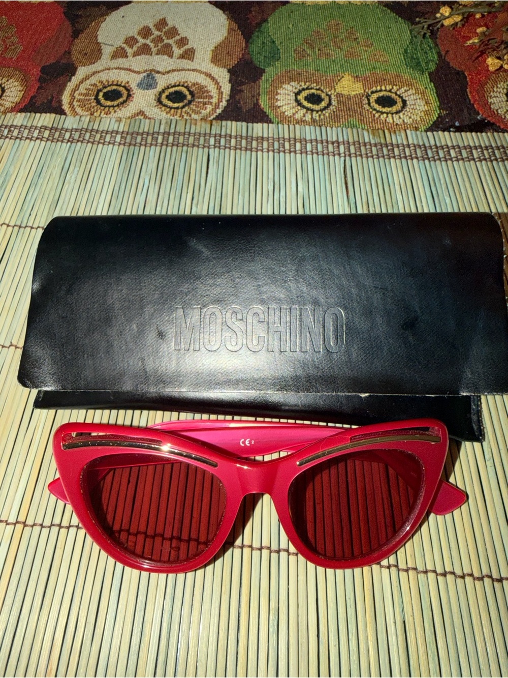 Mooching Women’s Cat Eye Pink Sunglasses - Elegant Retro Style - Picture 9 of 9